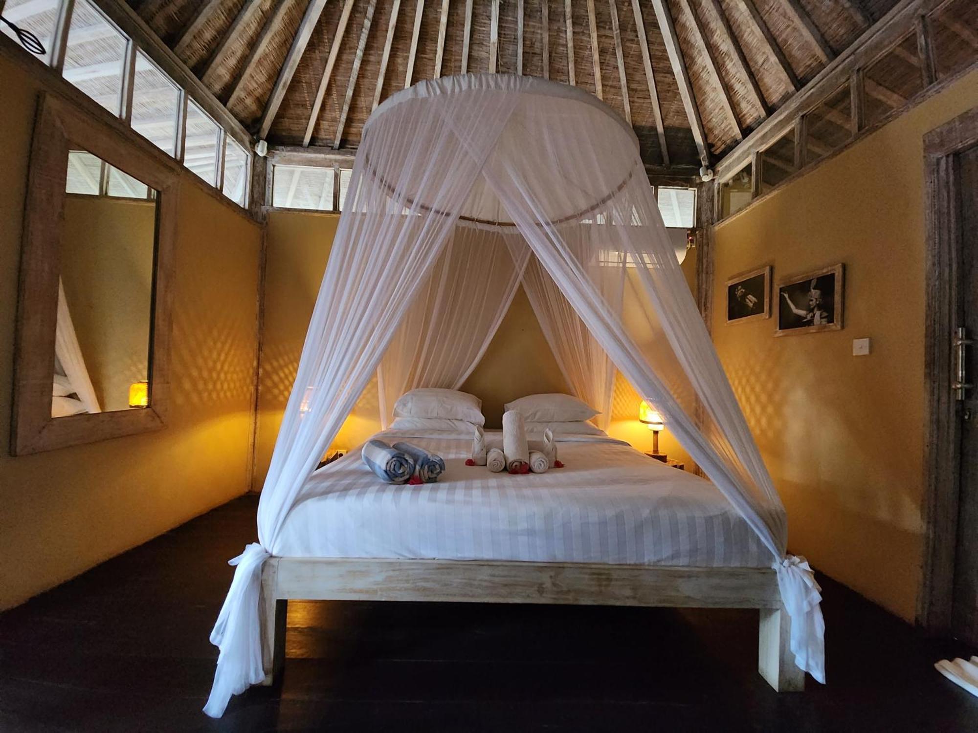 Bamboo Lodge Gili Trawangan Exterior photo